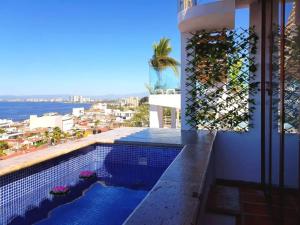 Private Pool Spectacular OCEAN VIEW Sky Loft Beach