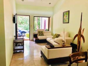 Beach House In Punta Leona with private Pool