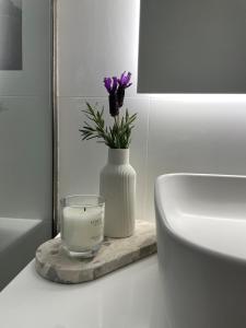 NEW Luxury Cabin with Scenic Views & Farm Charm