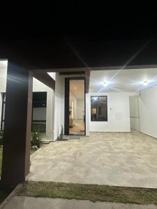 Casa maravilhosa a 190 metros da praia