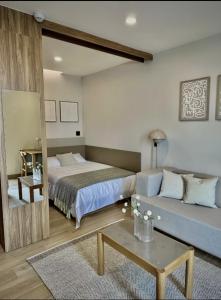 Margot Apartments By MrW