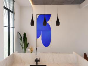 Spacious 3-Floor Holiday Home for 8 Guests