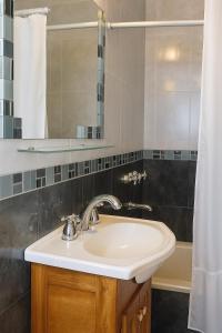 Cabaña en el pinar de la lucila del mar -de dos pisos-