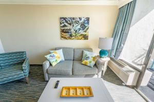 1BR New Oceanfront with Heated Pools, Coral Beach!