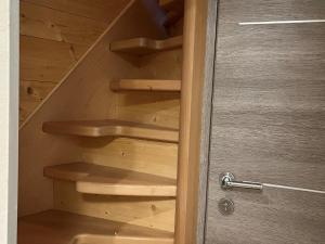 Studio cabine 6 personnes avec balcon, wifi et parking - FR-1-263-630