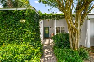 Linkside 597 - Mays Tide Hustle