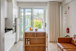 Modern Studio Steps From Beach