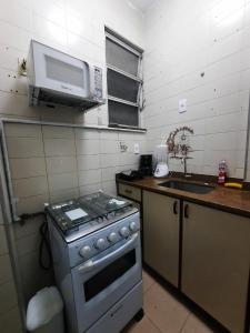 Rua Almirante Gonçalves, 50