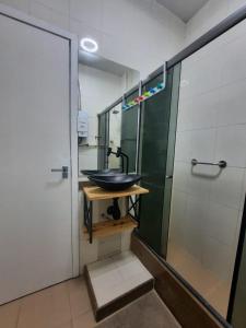 Rua Almirante Gonçalves, 50