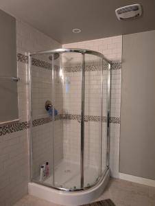 2-Room Suite in South Edmonton