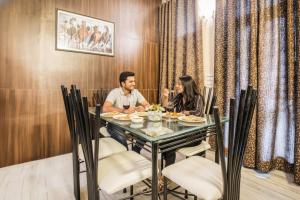 FabHotel Ivy Inn Sector 35