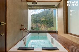 StayVista at Avasa Stays with Views, Jacuzzi, Meals