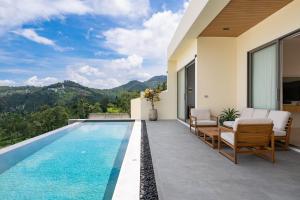 Villa Juloma - The Jewel of the Hill