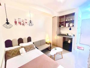 Sky Condotel Staycation