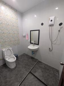 Samakki Residence - Modern Rooms, Quiet Area, Near the Beach