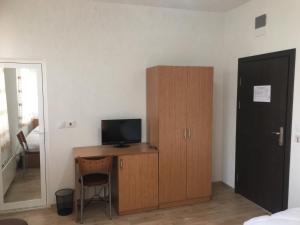 Guest Rooms Neli