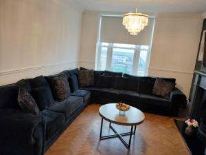 Seafront folkestone Sandgate channel tunnel - 5 star property Sleeps 16