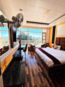 Verma Homestay - 3 BHK Family Apartments