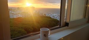 Estudio vista al mar en urbanización con salida a la playa