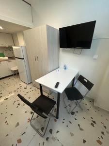 Ano Poli Studios Young Loft