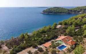 Apartman Mario with pool by Villas Guide