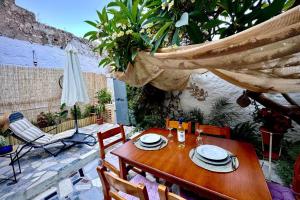 George&Michael Traditional House