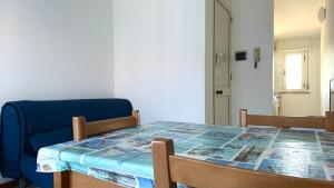 F005 - Fano, appartamento con terrazzo vicino al mare