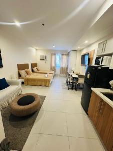 BRP Luxe Condo with Parking and Wifi