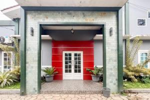 RedDoorz Resort at ETC Sultan Syariah Sukabumi