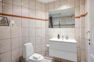 Sunny Apartment in Central Amager