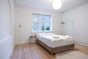 Sunny Apartment in Central Amager