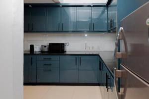 Blue Horizon Apartments