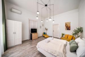 Boutique Moments by STN