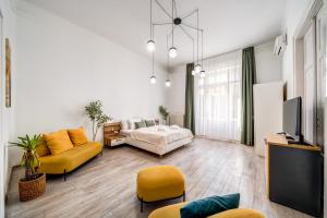 Boutique Moments by STN