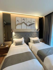 The Lake Hotel Tagaytay