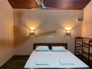 Emma safari udawalawa