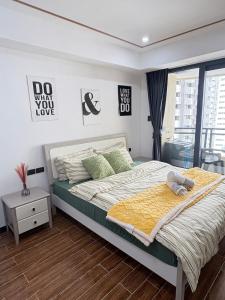 Sy bay suites beside okada manila near MOA COD T3 MSV2117H