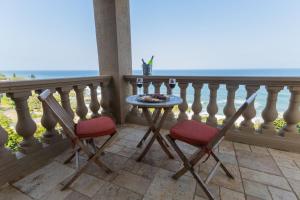 Colwyn Drive Luxury and Spa Guest House by First Private Stays