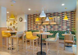 Bloom Hotel - Whitefield