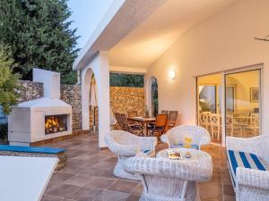 Villa Ficus mediterranean style villa with pool