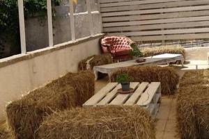 Villa - Sleeps 8 - Patio - Garden - Parking