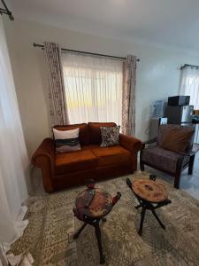 Waridi is a modern, cosy penthouse in Mtwapa town