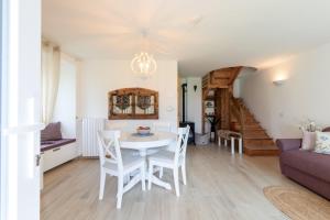 Revo Aparments - Flowery Cottage Appartamento GLICINE