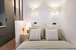 Parisian Gem with Stunning View