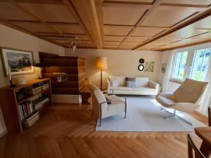 Mattishüüsli - Chalet with a little garden