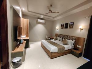 Infinity Hotel & Resort, Chikani , Alwar