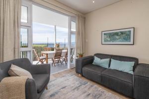 Dorian Place Oceanview Getaway in Simon’s Town