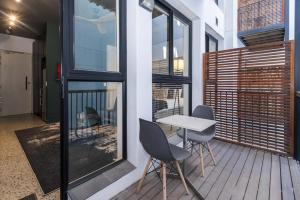 The Duke Stylish Studio- Balcony Rooftop Pool