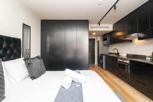 Modern City Studio at The Tokyo with Pool Gym