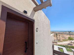 Stunning Penthouse Seaview Apt in Mesca, Somabay